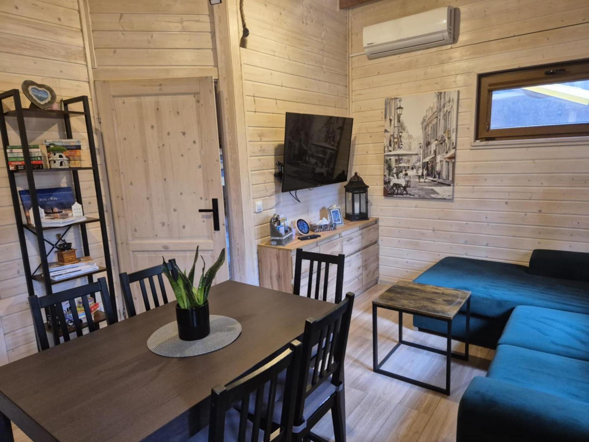 Dzik W Zagrodzie Hotel บอร์ส ภายนอก รูปภาพ